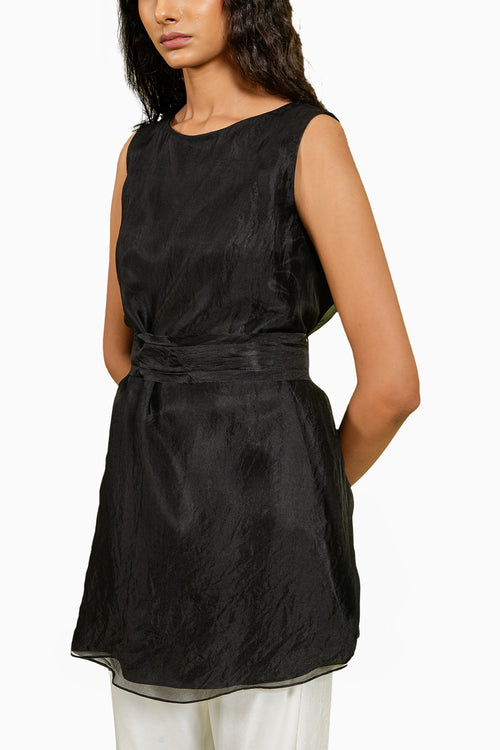 Black Boat Neck Sleeveless Top