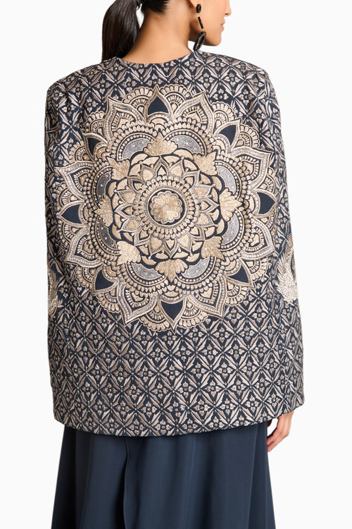 NS Zari Mandala Cape