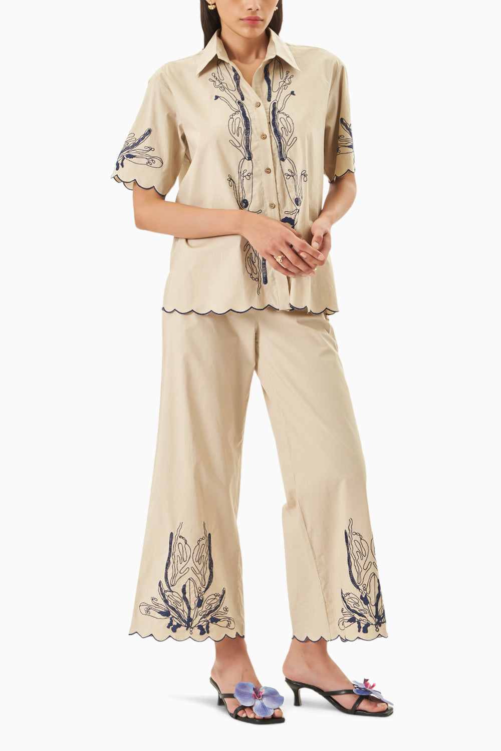 Beige Mint and Motif Set