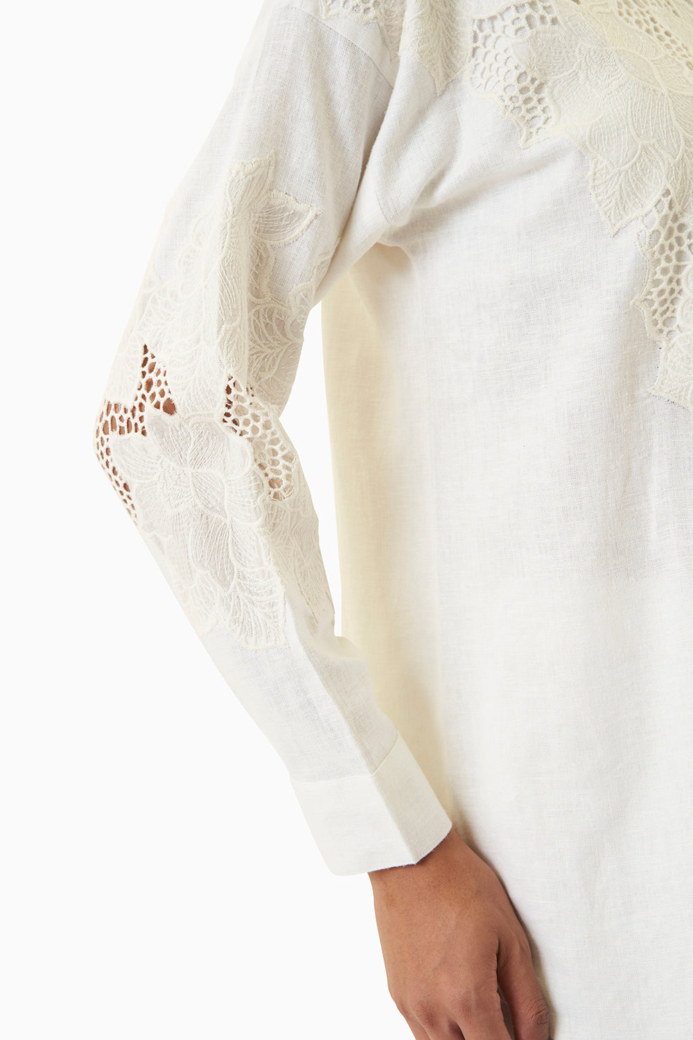 White Blossom Linen Set