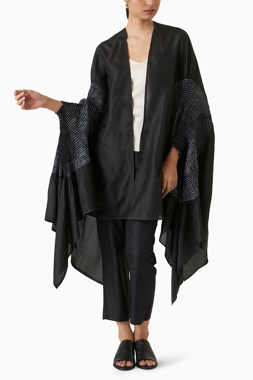 Segment Cape - Black