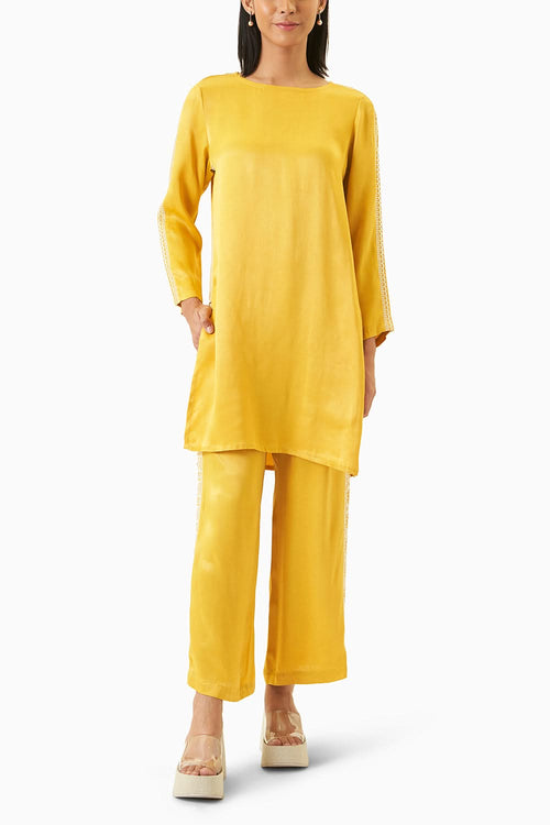 Side Embroidered Set