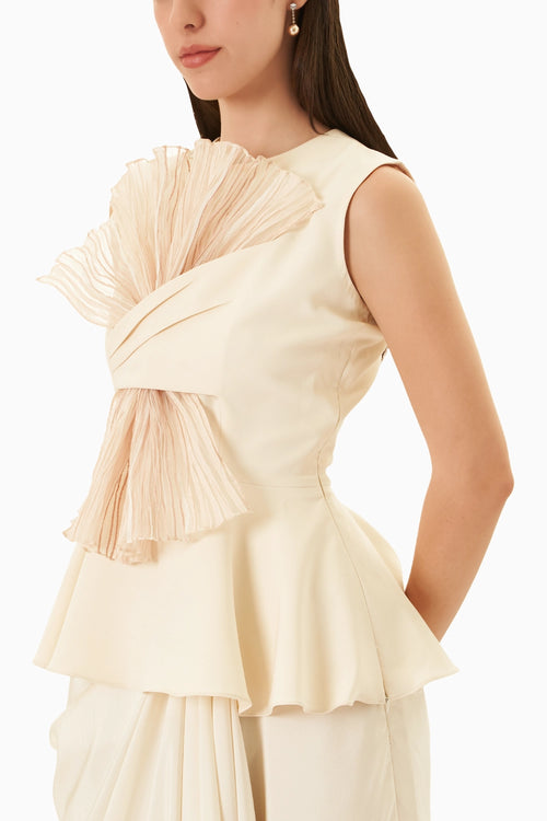 Rim Cream Peplum Top