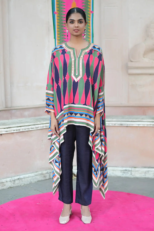 Mauj Nayy Pink Rani Cape
