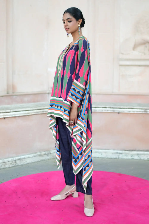 Mauj Nayy Pink Rani Cape