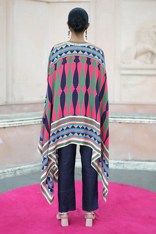 Mauj Nayy Pink Rani Cape
