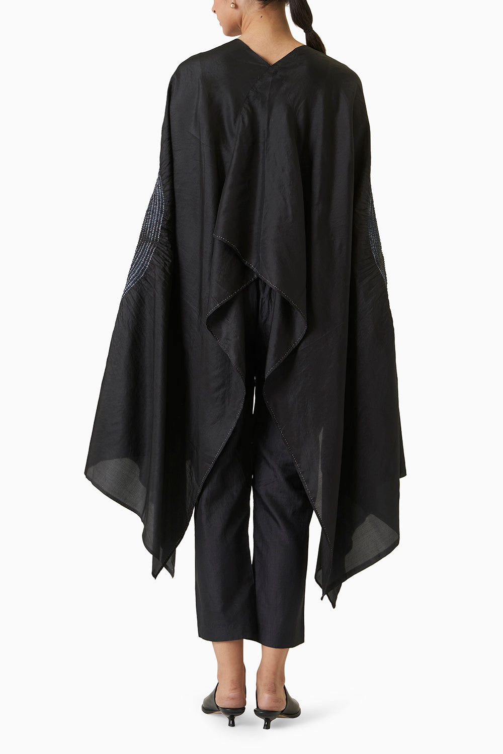 Segment Cape - Black