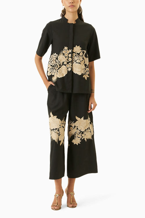 Placement Embroidered Set