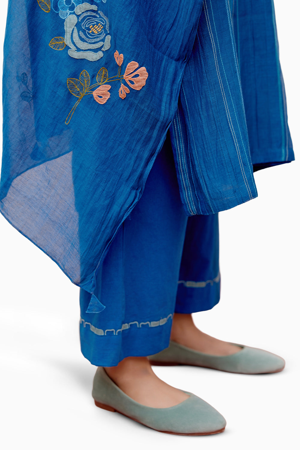 Sapphire Floral Kurta Set