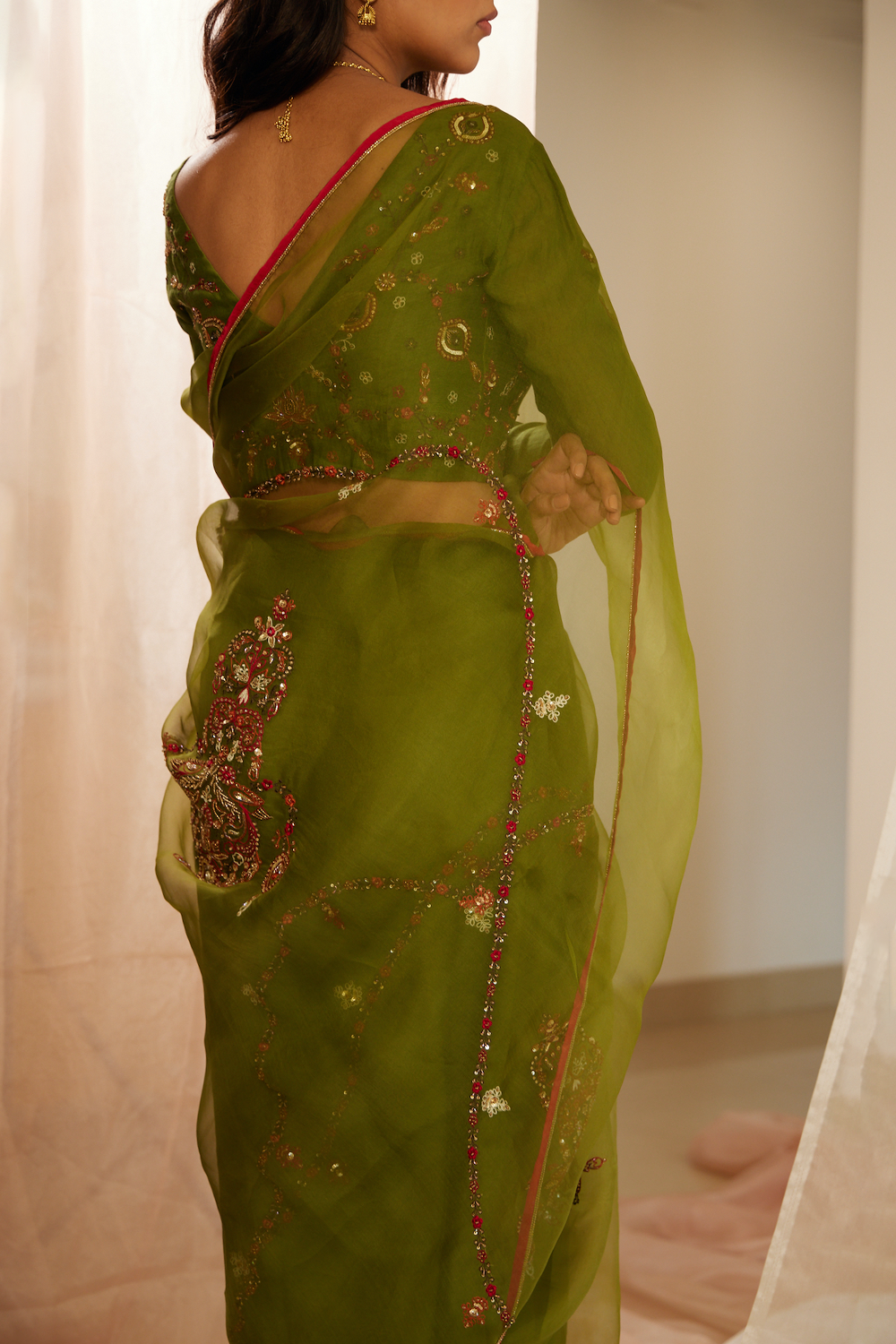 Green Dhuleti Saree With Blouse