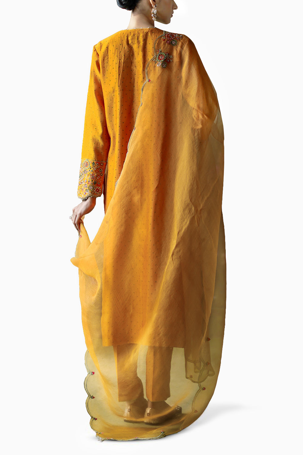 Naveli Kurta Set