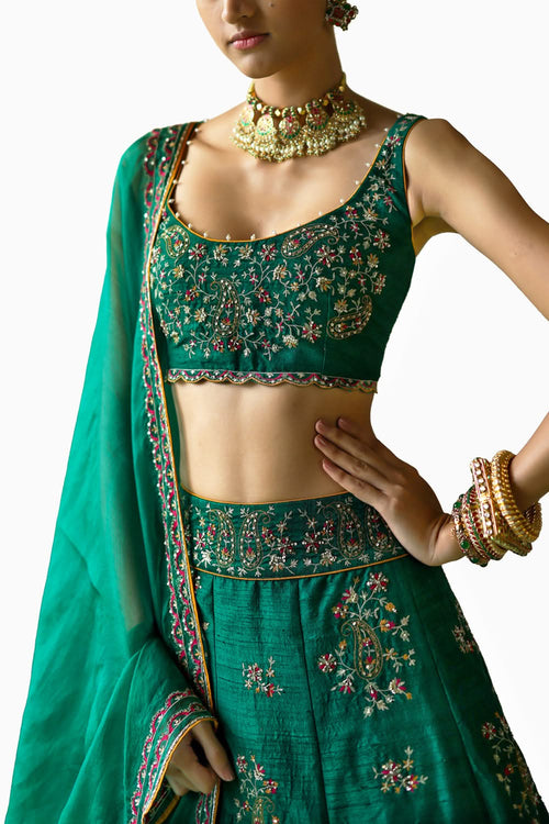Nazma Lehanga Set