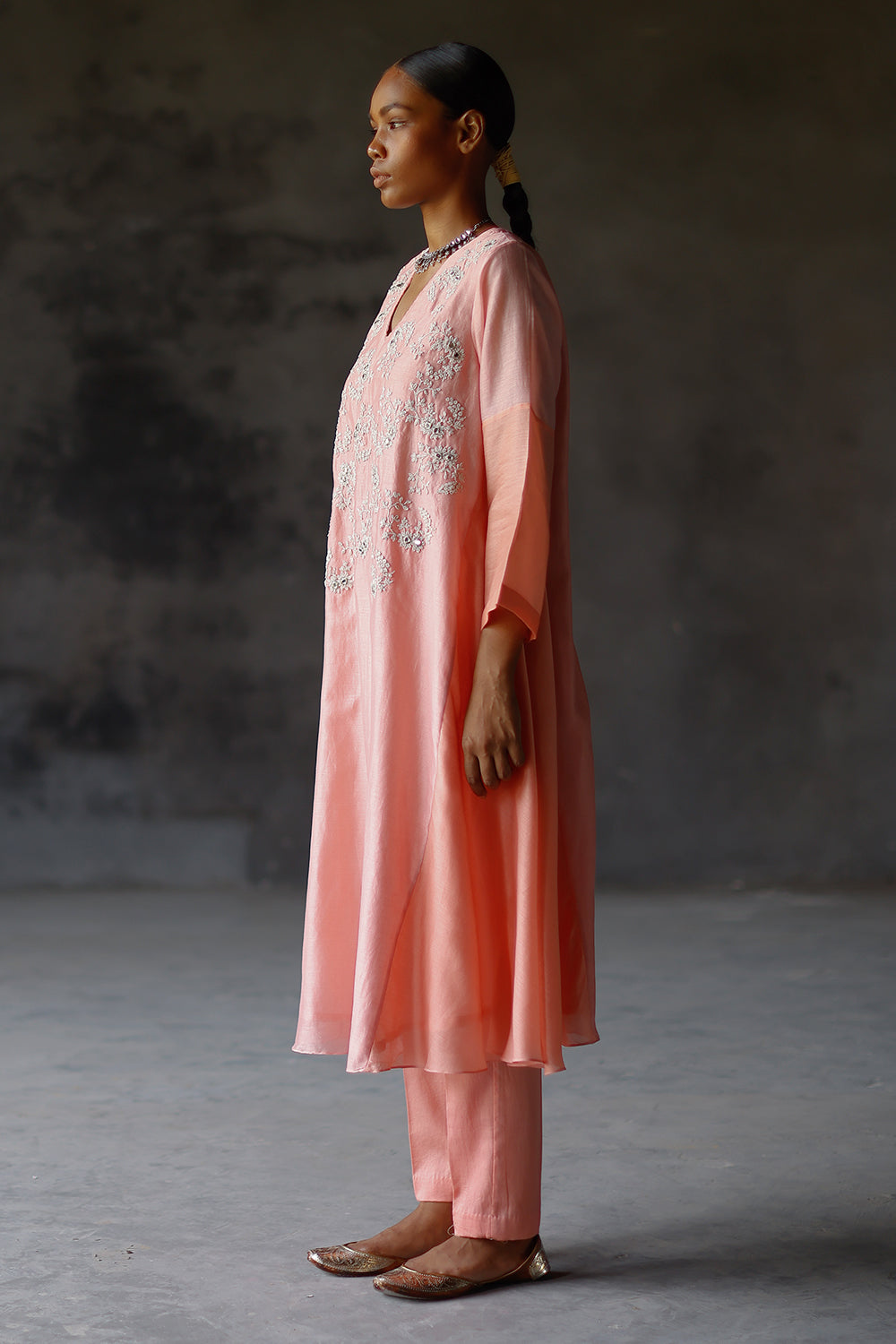 Gulabi Zariha Kurta Set