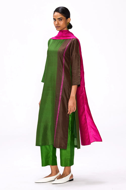 Margin Magenta Dupatta