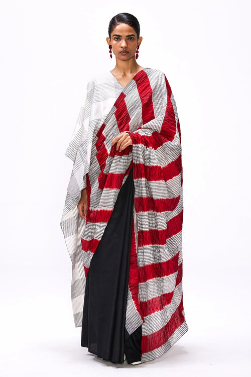 Unrule Red Saree