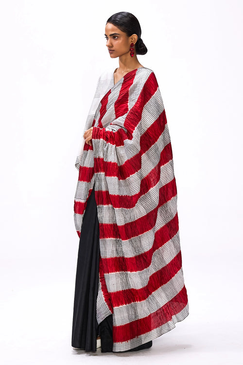 Unrule Red Saree