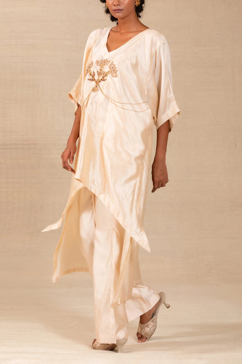 Silsila Ivory Silk Folk Motif Kurta Set