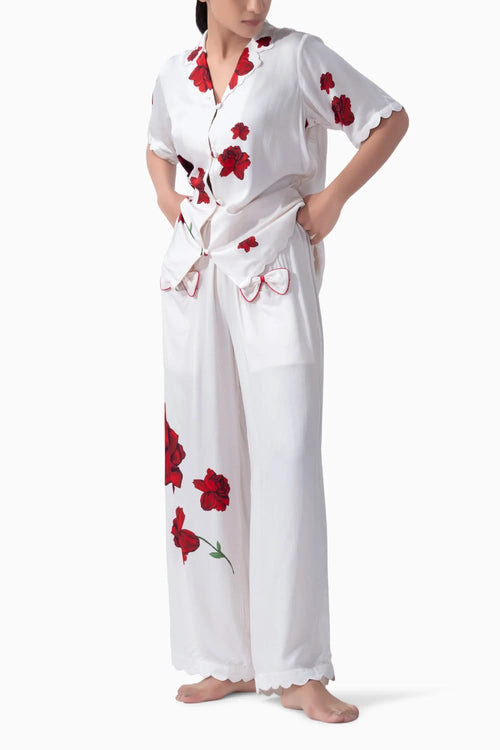 Lovers and Roses Scallop PJ Set