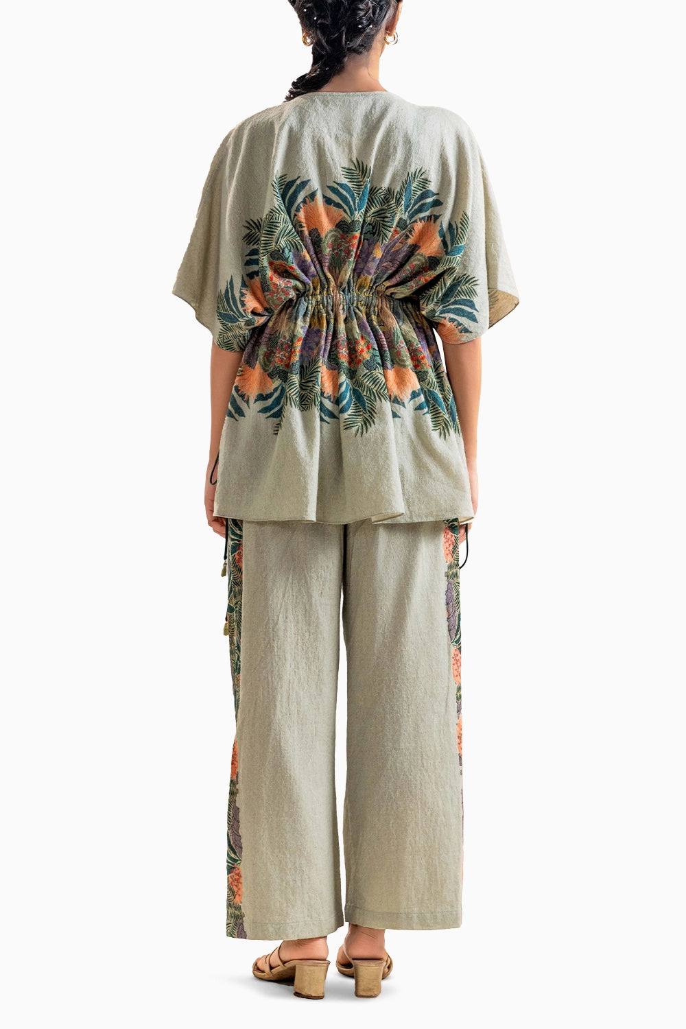 Kaira Embellised Kaftan Set