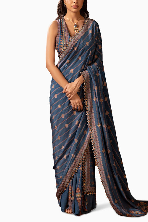 Orani Embroidered Pre-Draped Saree