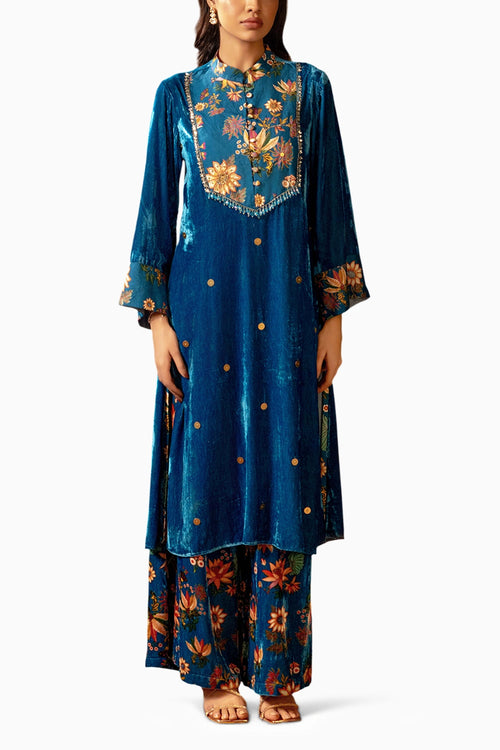 Aarani Embroidered Kurta Set