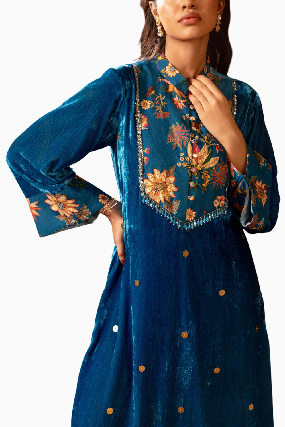 Aarani Embroidered Kurta Set