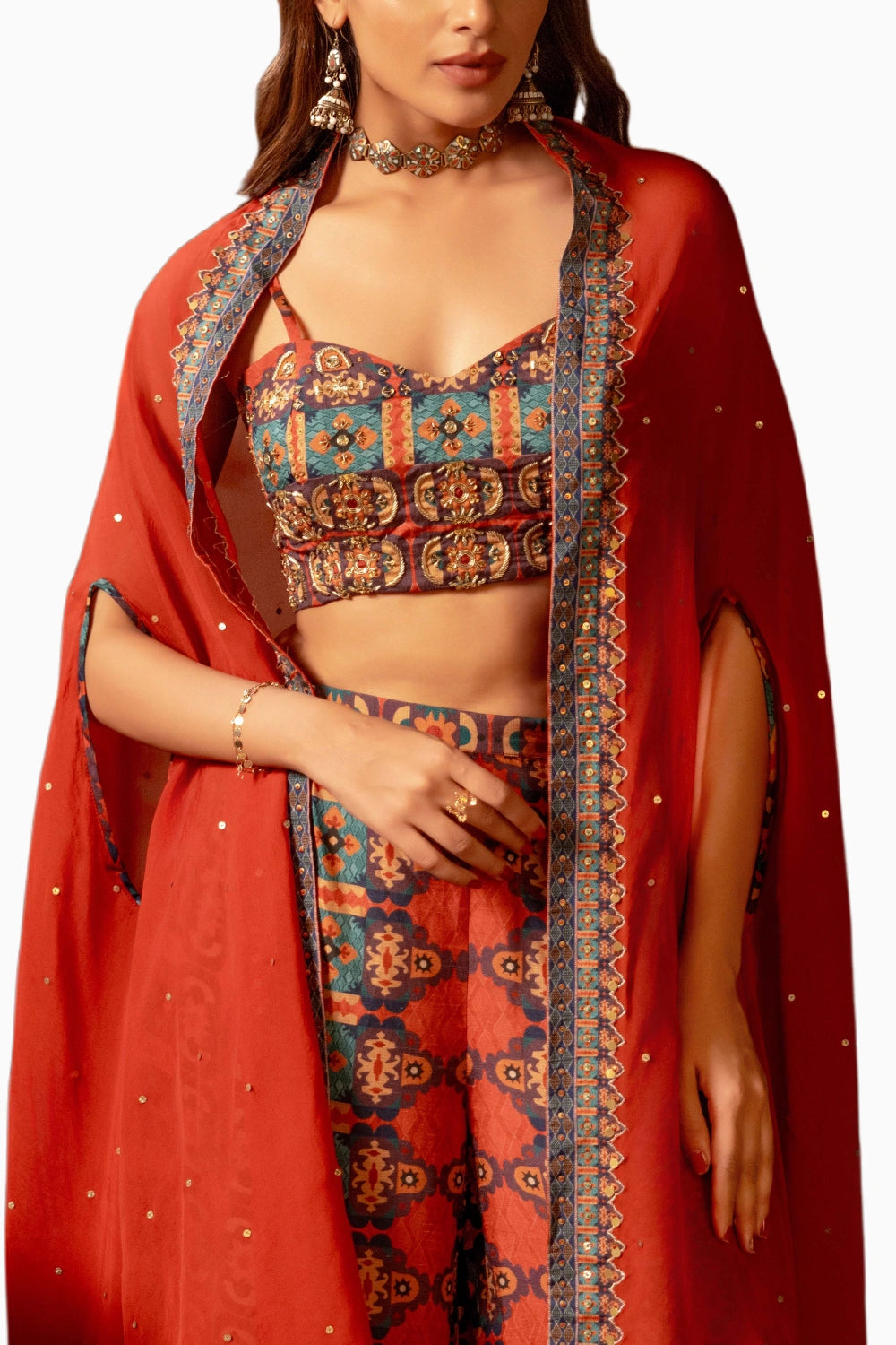 Orani Embroidered Co-Ord Set With Cape