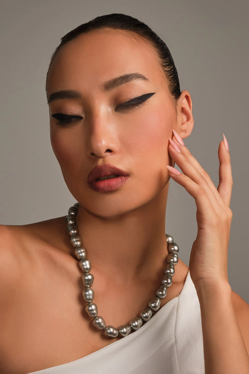Statement Silver Oval Pearl Necklace