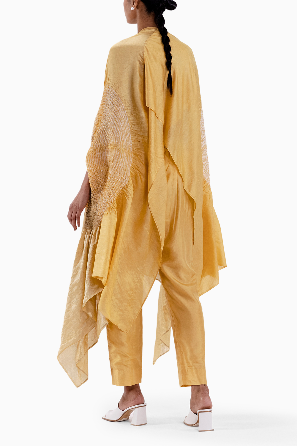 Metallic Yellow Segment Cape