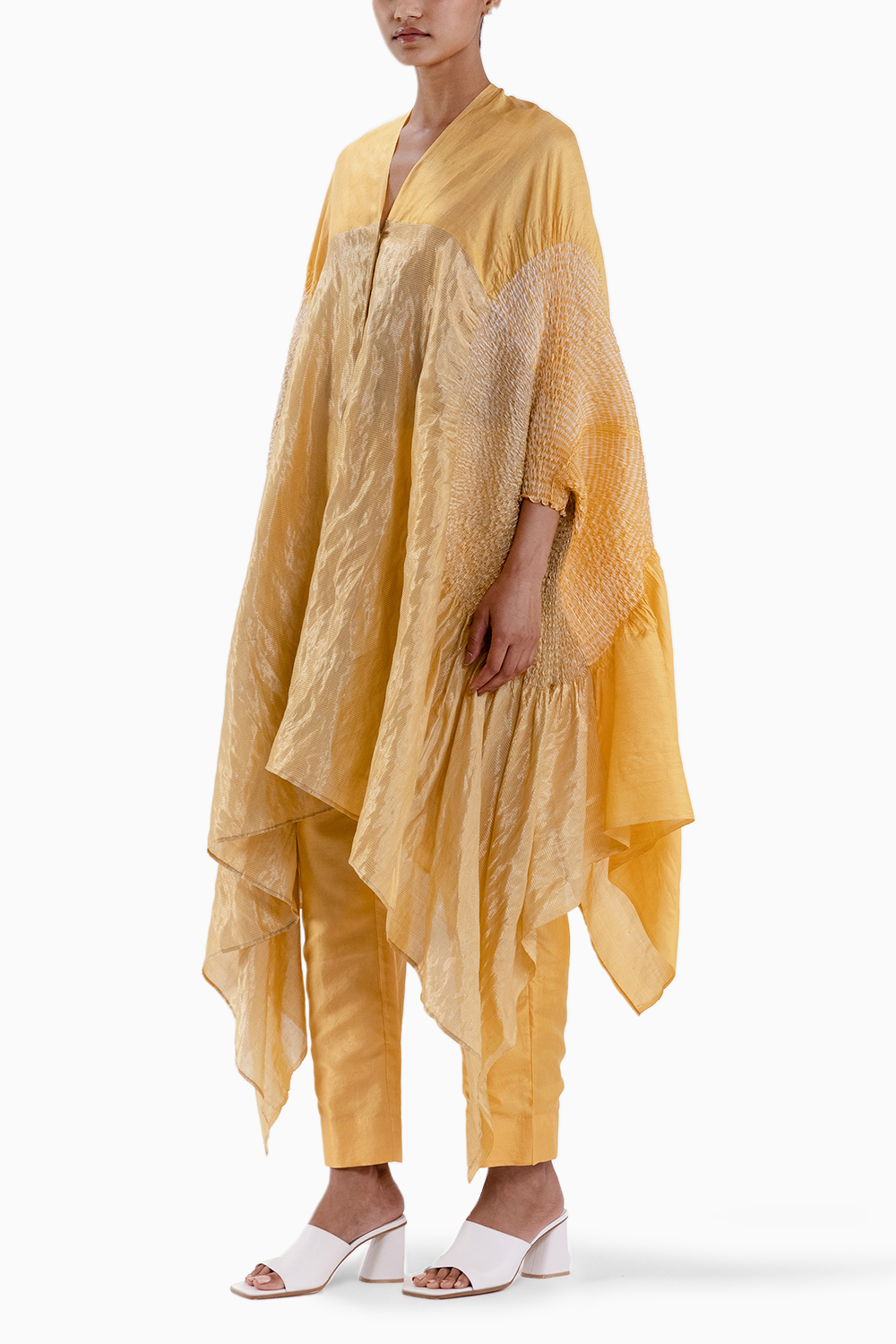 Metallic Yellow Segment Cape