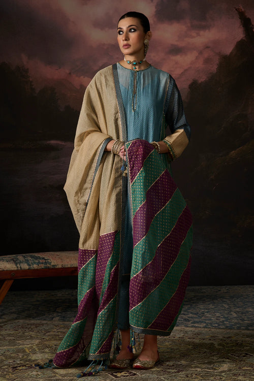 Tara Shades Of Blue Kurta Set