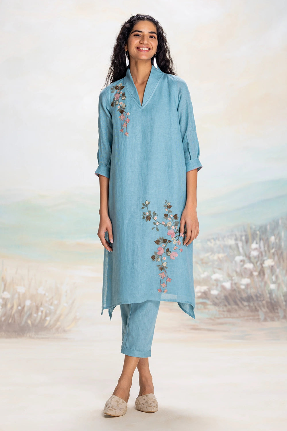 Tsukiyama Fly Free Blue Tunic Set