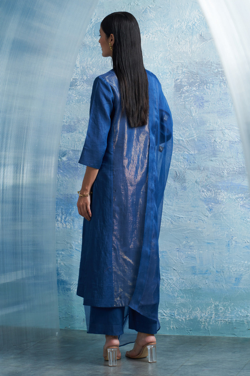 Aura Royal Blue Straight Kurta Set