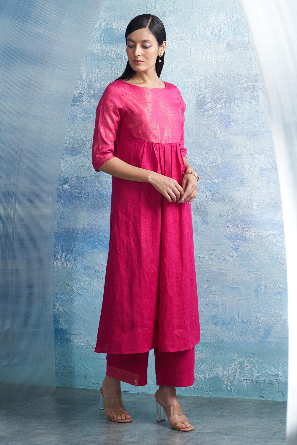 Aura Fuchsia Pink Round Yoke Kurta Set