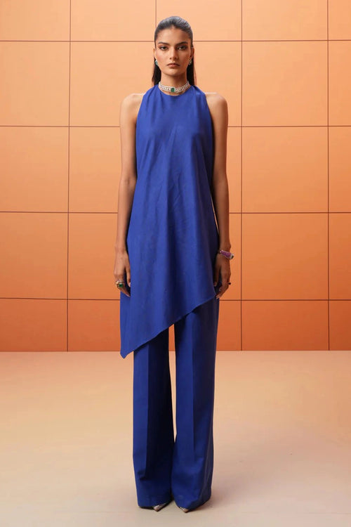 Aarvi Asymmetric Halter Neck Kurta Set