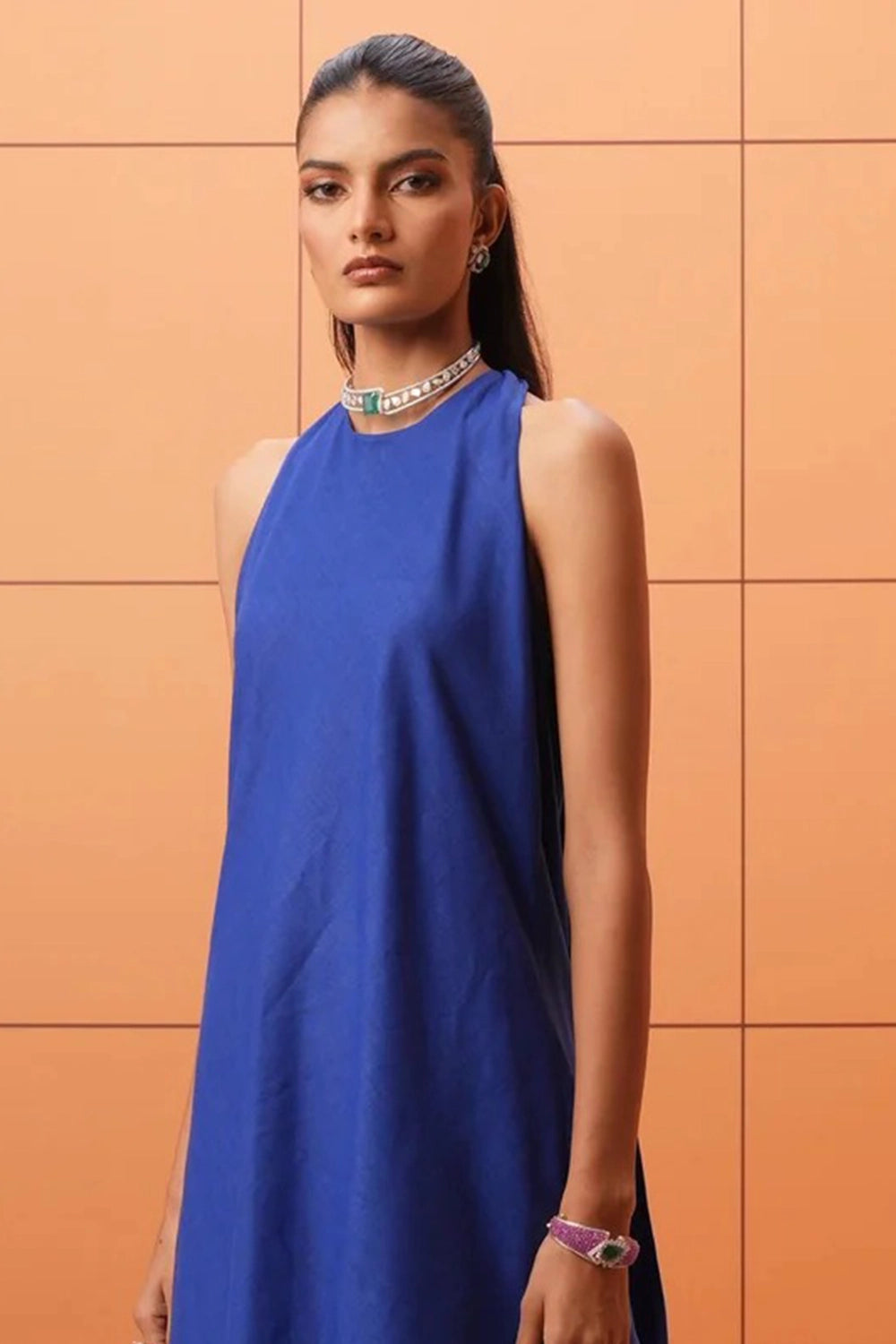 Aarvi Asymmetric Halter Neck Kurta Set