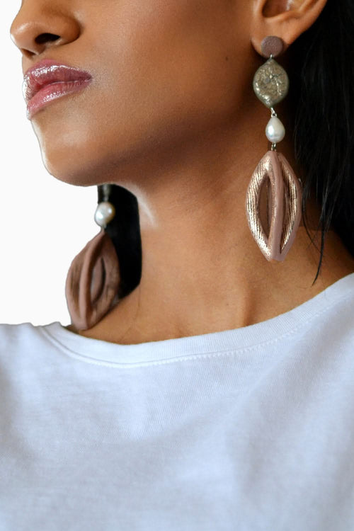 Hue Danglers