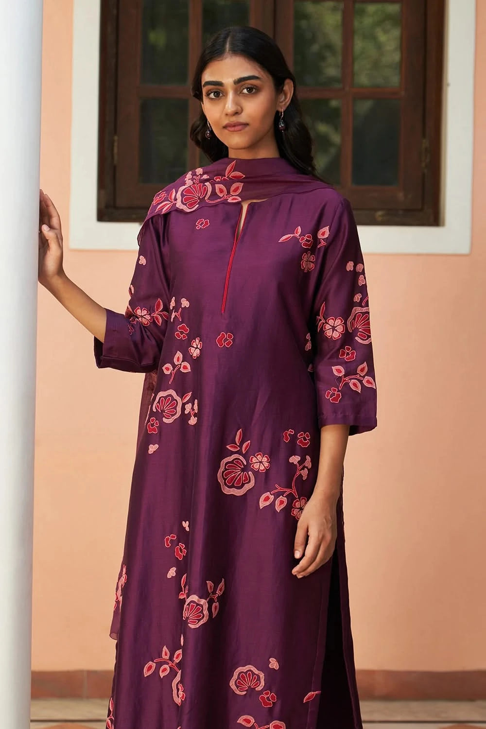 Floral Embordered Amethyst Kurta Set