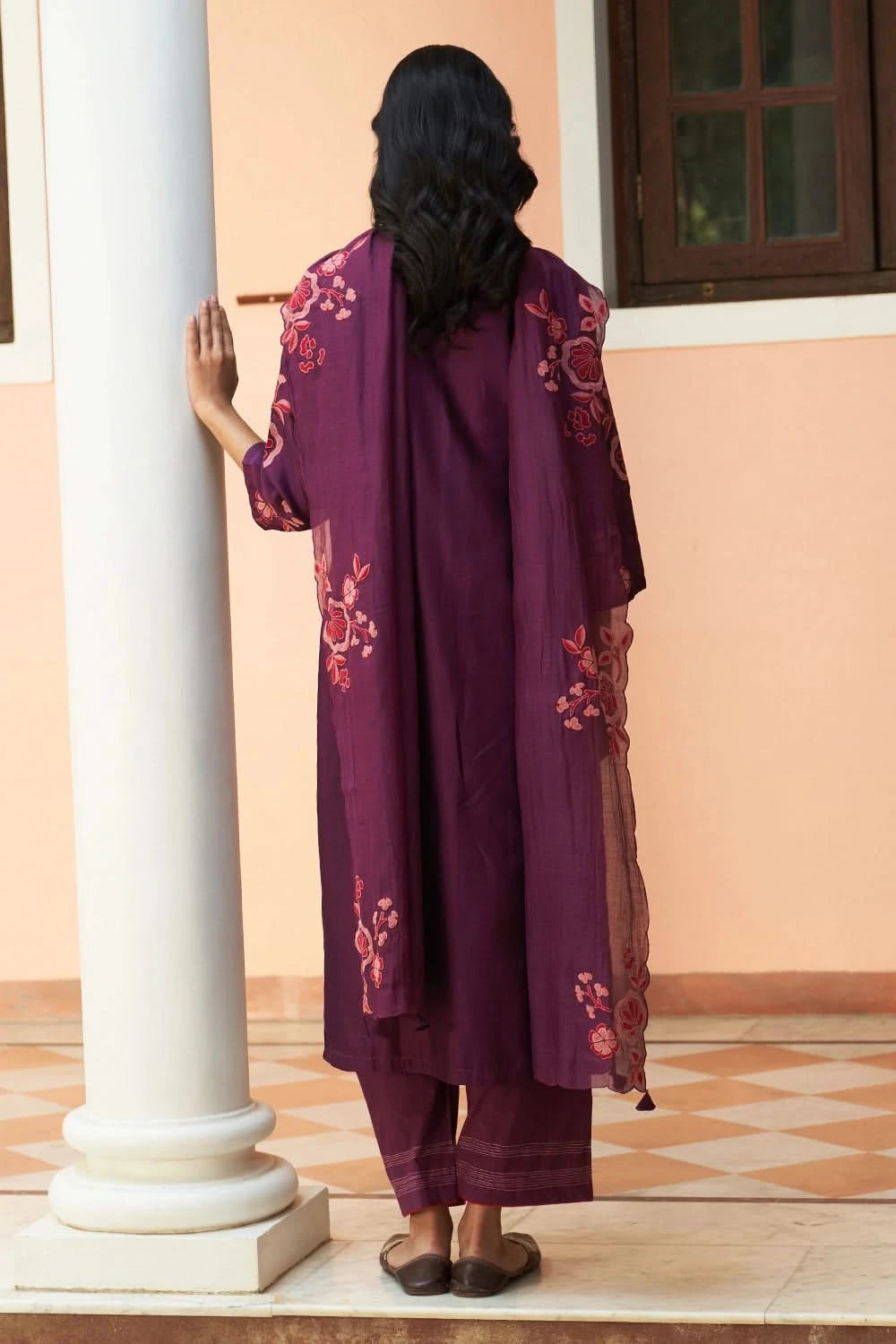 Floral Embordered Amethyst Kurta Set