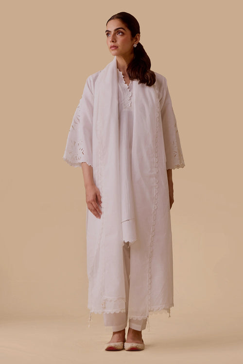 Sahiba Ivory Kurta Set With Dupatta