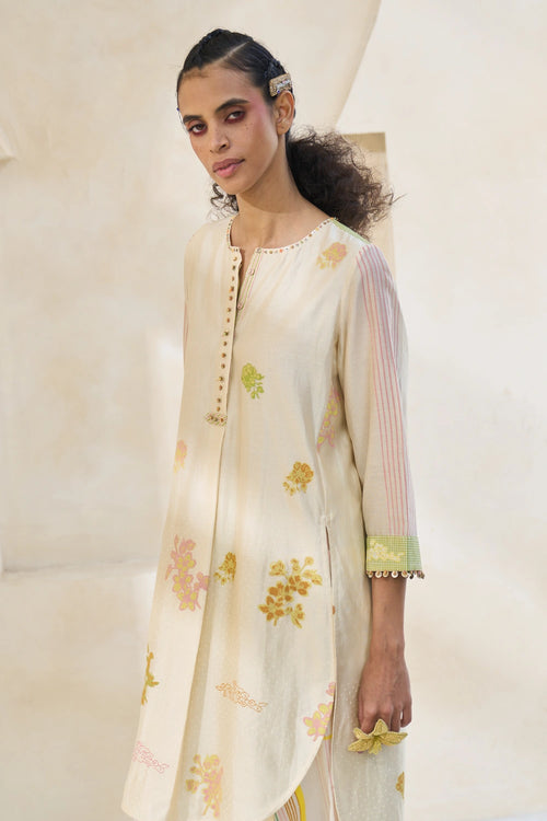 Oyster White Jinger Kurta