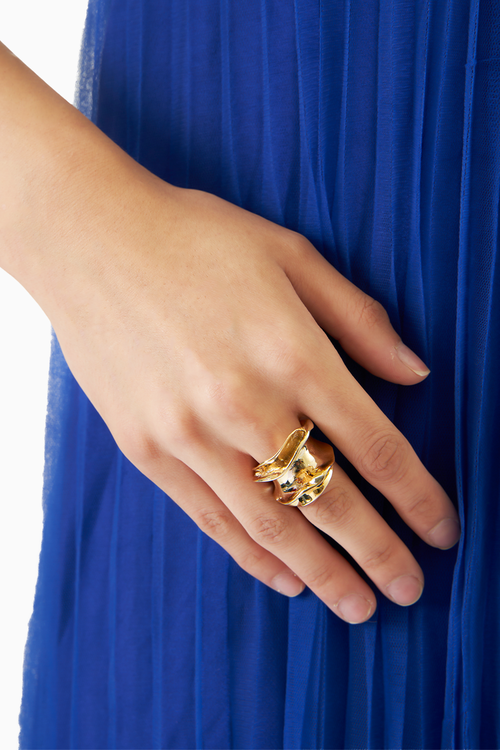 Amaltas Ring