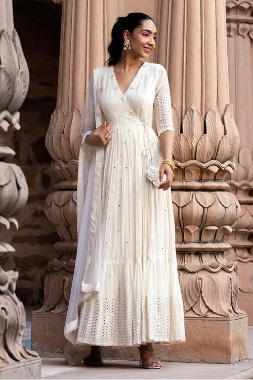 Off White Leaf Angrakha