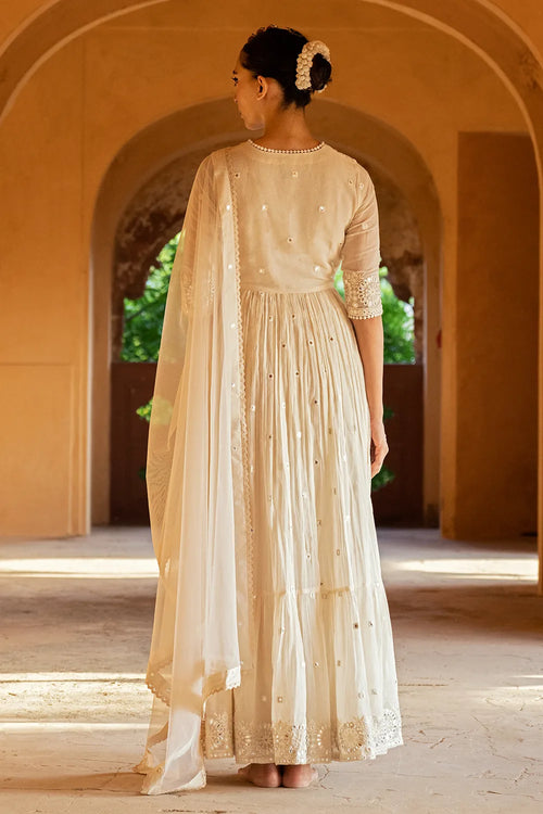 Off White Circle Angrakha