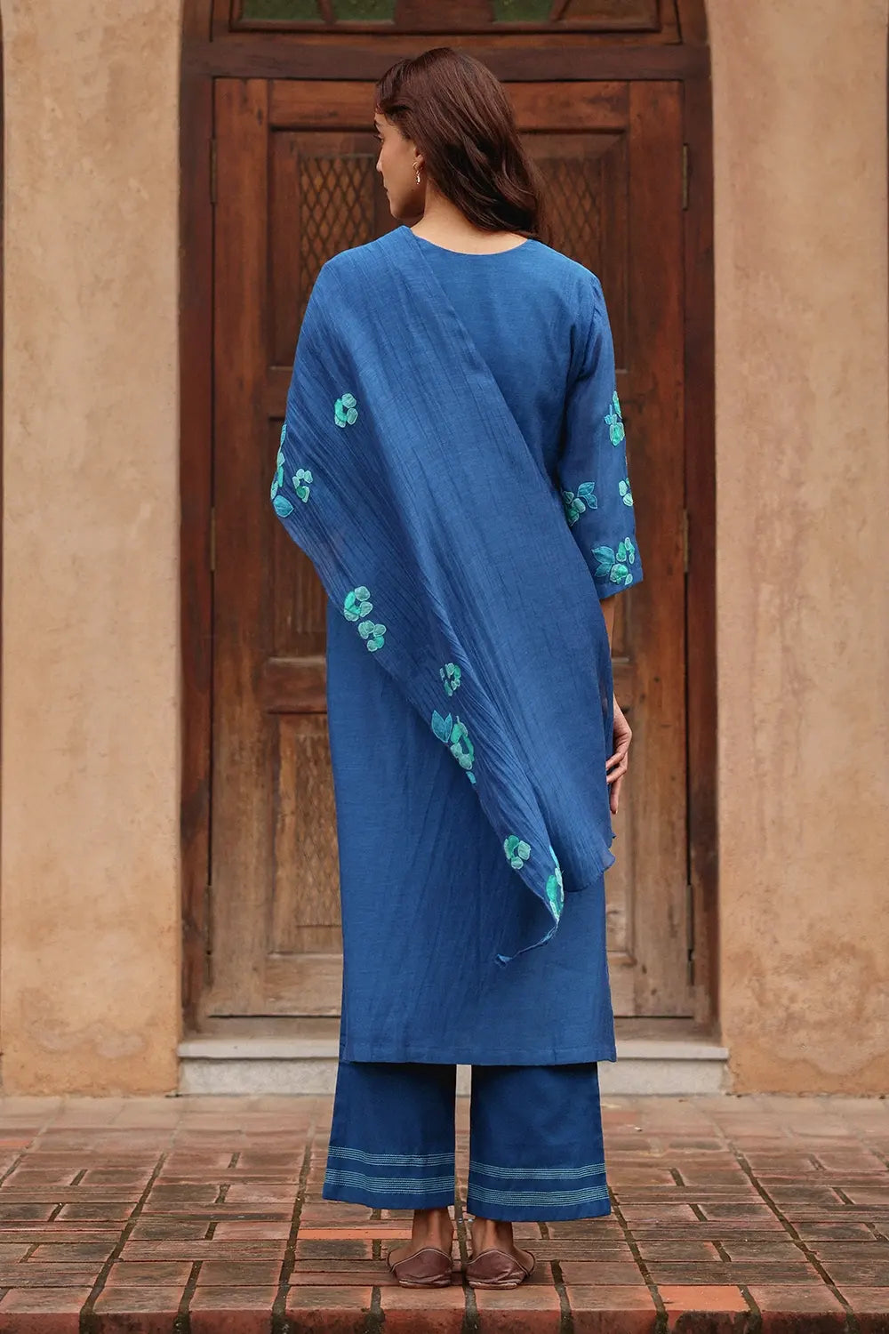 Neel Kamal Handcrafted Kurta Set