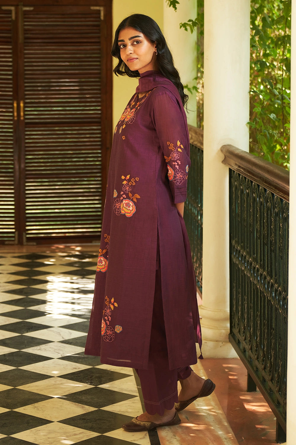 Amethyst Embroidered Kurta Set