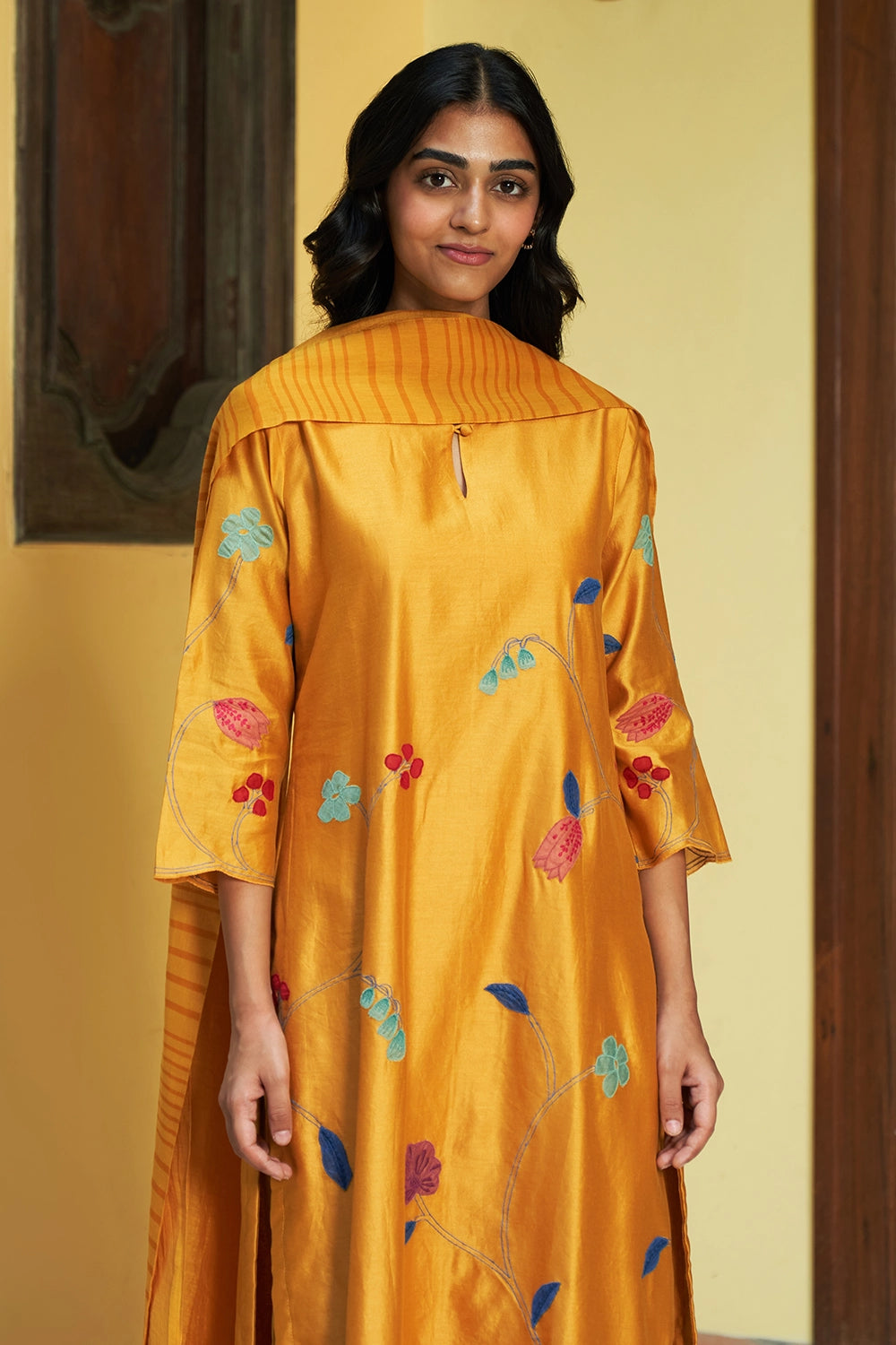 Amber Applique Kurta Set