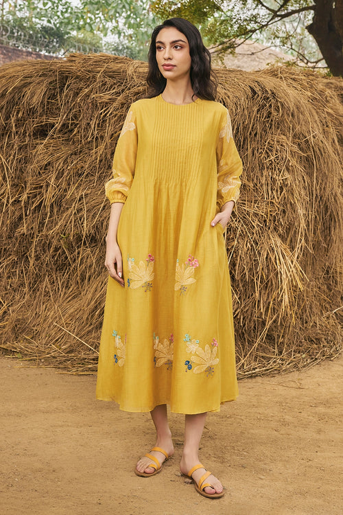 Daffodil Pintuck dress