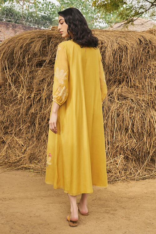 Daffodil Pintuck dress