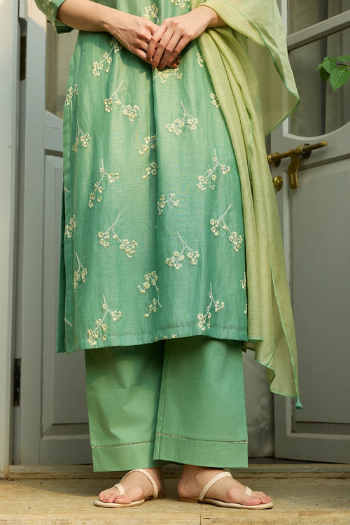 Verdant Floral Embroidered Kurta Set